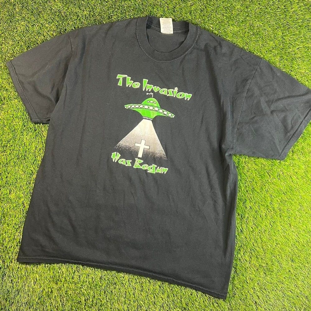 Vintage Christian Alien UFO Graphic Tee Colossians 3:2 Black XL Y2K